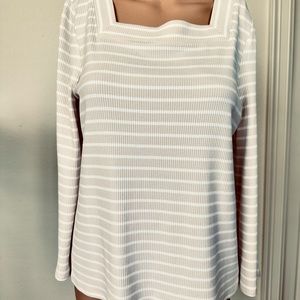 NWT CHICO’s bell sleeve Striped Knit Ribbed Top Vanilla Cream 6-8